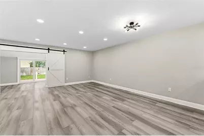 210 S Malcolm Court, Tampa, FL 33609 - Photo 7