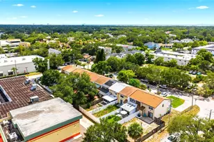 210 S Malcolm Ct, Tampa, FL 33609 - Photo 39