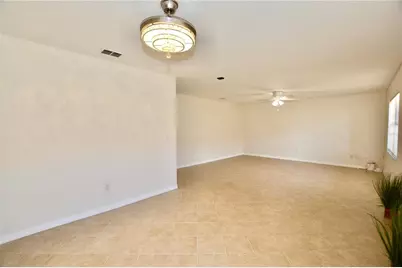 6150 Gulfport Boulevard S #302, Gulfport, FL 33707 - Photo 15
