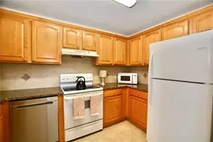 6150 Gulfport Blvd S, Gulfport, FL 33707 - Photo 15