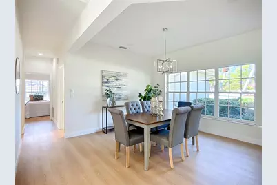 2960 Sandringham Place, Sarasota, FL 34235 - Photo 5