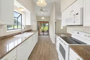 1203 Saxony Cir, Punta Gorda, FL 33983 - Photo 5