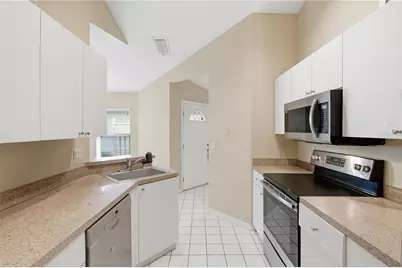 3225 Gulf Watch Court, Sarasota, FL 34231 - Photo 13
