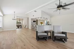 6025 Randan Ct, New Port Richey, FL 34652 - Photo 9