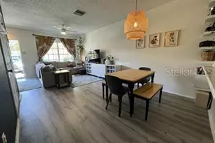 12326 Berkeley Square Dr, Tampa, FL 33626 - Photo 7