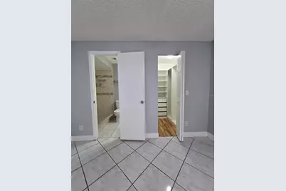 5401 Hopedale Drive, Tampa, FL 33624 - Photo 11