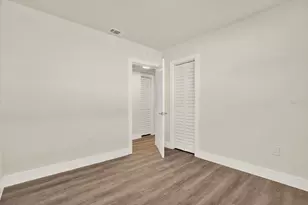 4510 W Price Ave, Tampa, FL 33611 - Photo 23