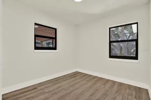 4510 W Price Ave, Tampa, FL 33611 - Photo 25