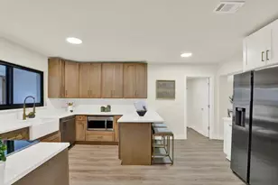 4510 W Price Ave, Tampa, FL 33611 - Photo 7