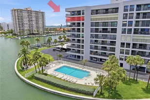1651 Sand Key Estates Ct, Clearwater Beach, FL 33767 - Photo 3