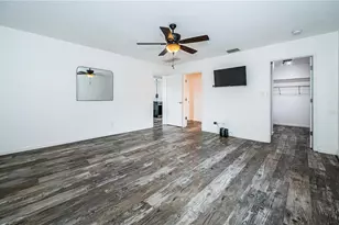 149 Sea Horse Dr SE, Saint Petersburg, FL 33705 - Photo 19