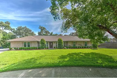 2102 Whitlock Place, Dover, FL 33527 - Photo 1