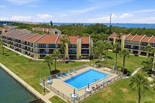 7530 Sunshine Skyway Ln S, Saint Petersburg, FL 33711 - Photo 23