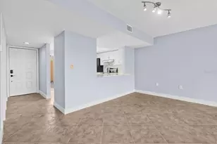 7530 Sunshine Skyway Ln S, Saint Petersburg, FL 33711 - Photo 9
