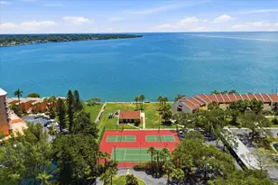 7530 Sunshine Skyway Ln S, Saint Petersburg, FL 33711 - Photo 21