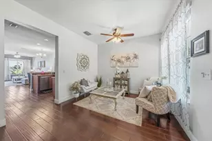 9606 Royce Dr, Tampa, FL 33626 - Photo 9