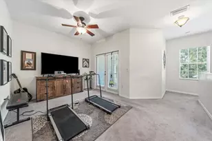 9606 Royce Dr, Tampa, FL 33626 - Photo 15