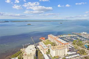 620 Edgewater Dr, Dunedin, FL 34698 - Photo 17