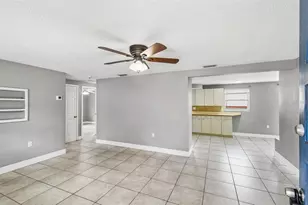4041 Valencia Dr, New Port Richey, FL 34652 - Photo 5
