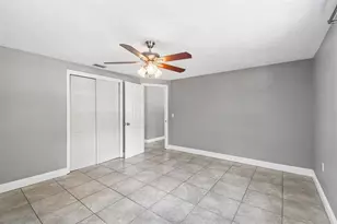 4041 Valencia Dr, New Port Richey, FL 34652 - Photo 11