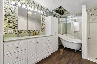 12104 Woodside Drive, Riverview, FL 33579 - Photo 17