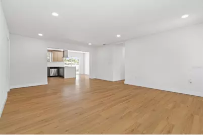 2102 W Ferris Avenue, Tampa, FL 33603 - Photo 15