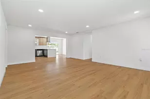2102 W Ferris Ave, Tampa, FL 33603 - Photo 15