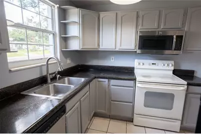 711 Mason Street, Brandon, FL 33511 - Photo 13