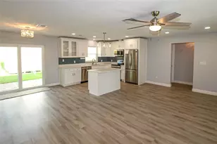 1444 Overcash Dr, Dunedin, FL 34698 - Photo 3