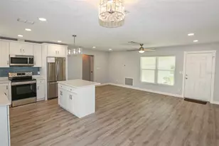1444 Overcash Dr, Dunedin, FL 34698 - Photo 5
