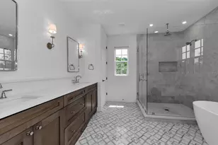 2550 Dartmouth Ave N, Saint Petersburg, FL 33713 - Photo 29