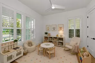 2550 Dartmouth Ave N, Saint Petersburg, FL 33713 - Photo 5