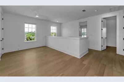 2550 Dartmouth Avenue N, Saint Petersburg, FL 33713 - Photo 25