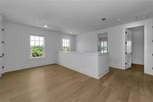 2550 Dartmouth Ave N, Saint Petersburg, FL 33713 - Photo 25