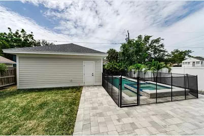 2550 Dartmouth Avenue N, Saint Petersburg, FL 33713 - Photo 49