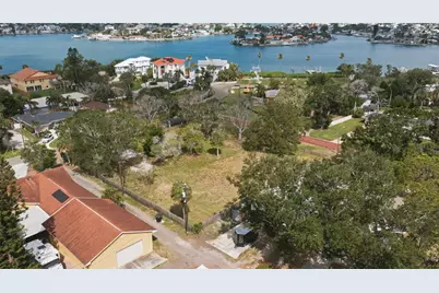 698 Villagrande Avenue S, Saint Petersburg, FL 33707 - Photo 31