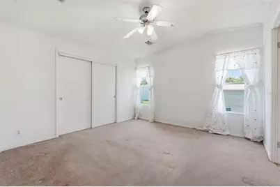 39206 Flora Avenue, Zephyrhills, FL 33542 - Photo 25