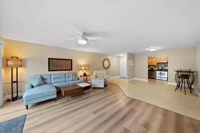 6100 Gulfport Boulevard S #107, Gulfport, FL 33707 - Photo 7