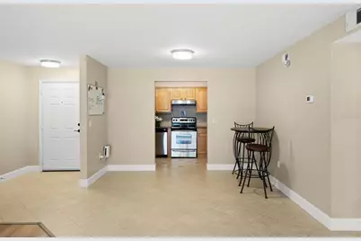 6100 Gulfport Boulevard S #107, Gulfport, FL 33707 - Photo 9