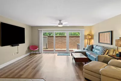 6100 Gulfport Boulevard S #107, Gulfport, FL 33707 - Photo 5