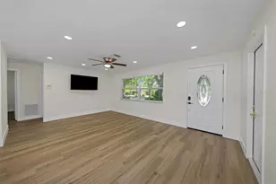 1806 Vancouver Dr, Clearwater, FL 33756 - Photo 5