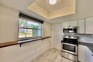 3460 32nd Ave N, Saint Petersburg, FL 33713 - Photo 7