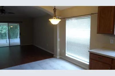 30709 Lanesborough Circle, Wesley Chapel, FL 33543 - Photo 7