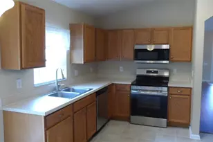 30709 Lanesborough Cir, Wesley Chapel, FL 33543 - Photo 5