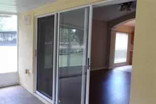 30709 Lanesborough Cir, Wesley Chapel, FL 33543 - Photo 29