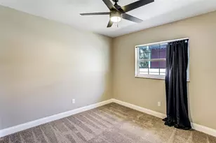 11935 Riverhills Dr, Tampa, FL 33617 - Photo 19