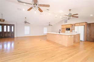 12305 Wexford Hills Rd, Riverview, FL 33569 - Photo 7