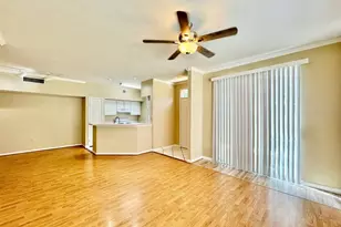 10440 White Lake Ct, Tampa, FL 33626 - Photo 3