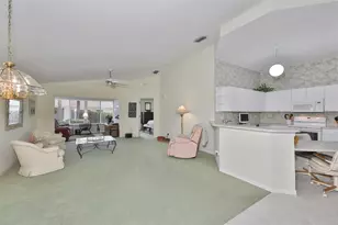 2429 New Haven Cir, Sun City Center, FL 33573 - Photo 11