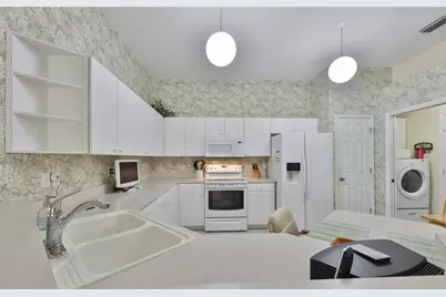 2429 New Haven Circle, Sun City Center, FL 33573 - Photo 15